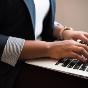 Tantangan Akses Link Jurnal Internasional di Indonesia